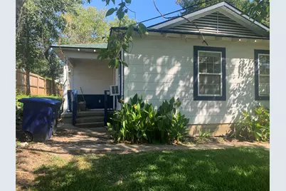 1412 15th Street, Huntsville, TX 77340 - Photo 2