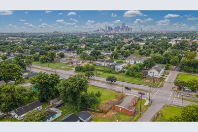 2016 Lockwood Drive, Houston, TX 77020 - Photo 10