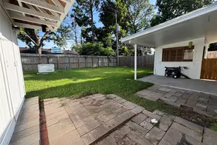 7603 Grape St, Houston, TX 77074 - Photo 8