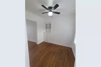 4414 Woodside Street #8, Houston, TX 77023 - Photo 4