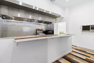 327 S Robb St, Trinity, TX 75862 - Photo 12