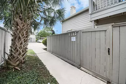 9512 Windswept Lane #9512, Houston, TX 77063 - Photo 6