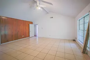 7010 Captain Dr, Houston, TX 77036 - Photo 2