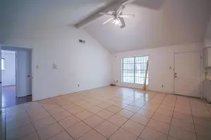 7010 Captain Dr, Houston, TX 77036 - Photo 8