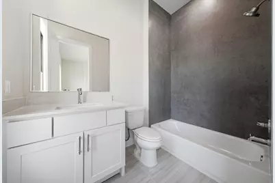 1713 Bologna Lane, Houston, TX 77055 - Photo 18