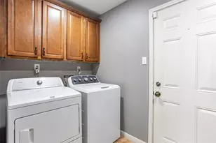 3414 E Orange St, Pearland, TX 77581 - Photo 16