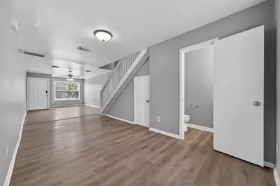 2302 Abernathy Street, Houston, TX 77026 - Photo 4