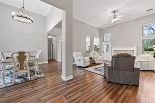 209 April Waters Dr W, Conroe, TX 77356 - Photo 4
