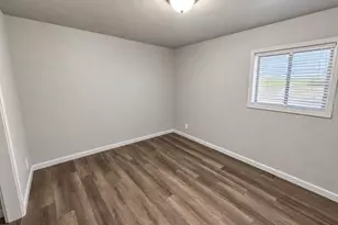 2930 Danforth Dr, Texas City, TX 77590 - Photo 8