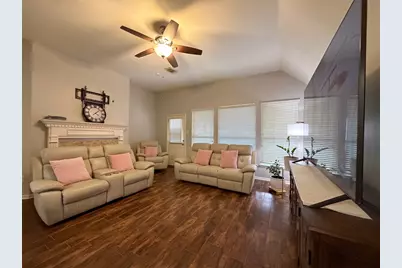 3314 Stonehurst Court, Pearland, TX 77584 - Photo 2