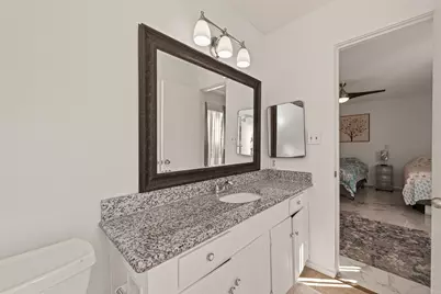 2201 Fountain View Drive #29, Houston, TX 77057 - Photo 18