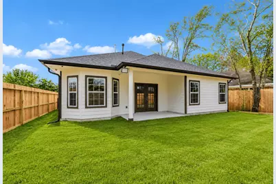 4847 Sunflower Street, Houston, TX 77033 - Photo 10