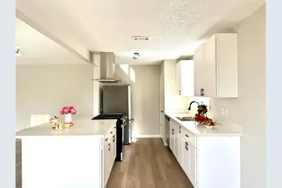 12071 Plumbrook Drive, Houston, TX 77099 - Photo 10