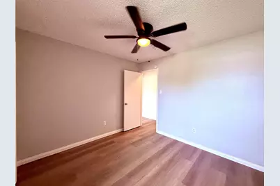 12071 Plumbrook Drive, Houston, TX 77099 - Photo 26