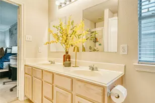 1187 Colt Creek Ct, Alvin, TX 77511 - Photo 22