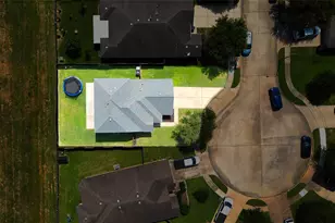 1187 Colt Creek Ct, Alvin, TX 77511 - Photo 32