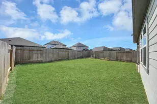 21823 Yellow Pineapple Ln, Cypress, TX 77433 - Photo 6