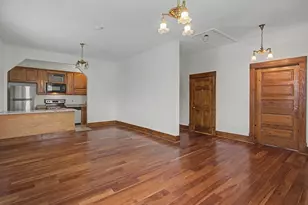 1813 29th St, Galveston, TX 77550 - Photo 4