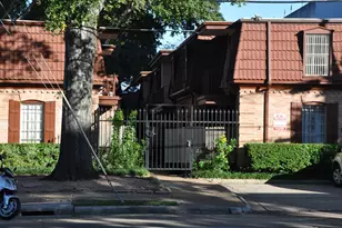 3401 Timmons Ln, Houston, TX 77027 - Photo 12