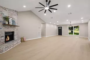 30706 McKinney Dr, Tomball, TX 77375 - Photo 12