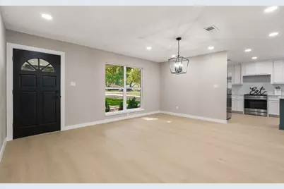 30706 McKinney Drive, Tomball, TX 77375 - Photo 8