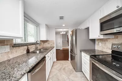 742 Country Place Drive #A, Houston, TX 77079 - Photo 12