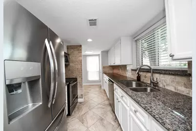 742 Country Place Drive #A, Houston, TX 77079 - Photo 14