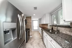 742 Country Pl Dr, Houston, TX 77079 - Photo 14