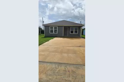 2724 Avenue D #9, San Leon, TX 77539 - Photo 1