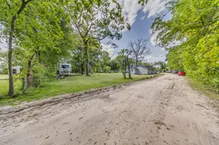 1725 Strawn Rd, Houston, TX 77039 - Photo 36