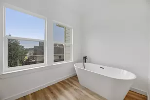 115 Capetown Ln, Conroe, TX 77356 - Photo 32