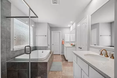 7804 Janak Drive #B, Houston, TX 77055 - Photo 18
