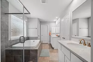 7804 Janak Dr, Houston, TX 77055 - Photo 18