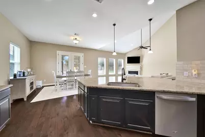 7545 Tyler Run Boulevard, Conroe, TX 77304 - Photo 12