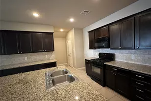 2911 Iron Range Ct, Katy, TX 77494 - Photo 4