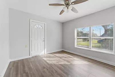 2105 Beaumont Road, Baytown, TX 77520 - Photo 12