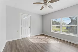 2105 Beaumont Rd, Baytown, TX 77520 - Photo 12