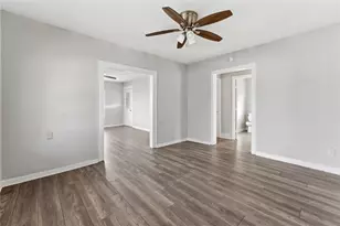 2105 Beaumont Rd, Baytown, TX 77520 - Photo 6