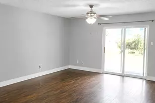 3002 Newcastle Dr, Baytown, TX 77521 - Photo 8