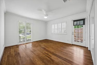 10323 Green Tree Road, Houston, TX 77042 - Photo 22
