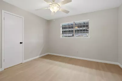 6907 Chasewood Drive, Missouri City, TX 77489 - Photo 18