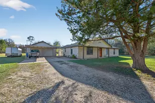 316 County Rd 6512, Dayton, TX 77575 - Photo 2