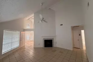 8535 Grand Knolls Dr, Houston, TX 77083 - Photo 2