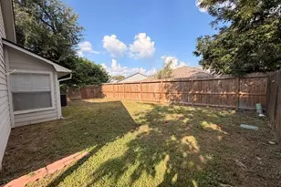 8535 Grand Knolls Dr, Houston, TX 77083 - Photo 14