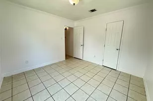 5701 Luna St, Houston, TX 77076 - Photo 38