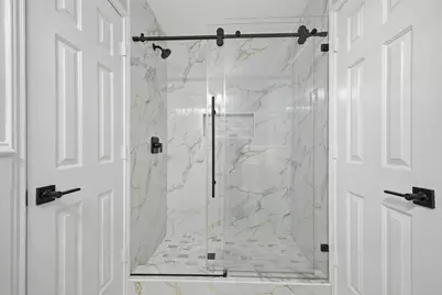 8927 Aspen Place Drive, Houston, TX 77071 - Photo 12