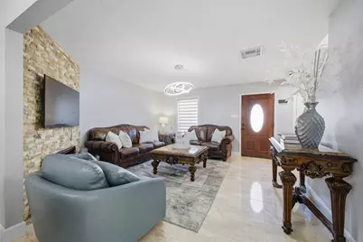 8927 Aspen Place Drive, Houston, TX 77071 - Photo 4