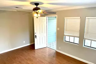 1403 Ash St, Baytown, TX 77520 - Photo 6