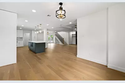 10514 Emnora Lane, Houston, TX 77043 - Photo 16