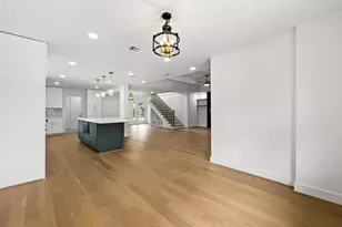 10514 Emnora Ln, Houston, TX 77043 - Photo 16